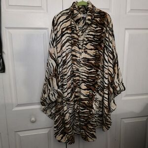 Women's Tiger Print Cape